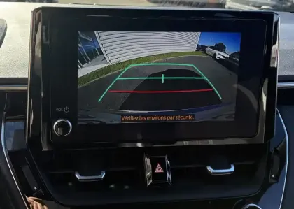 Photo 17 Toyota Corolla  Touring Sports Hybride 122h