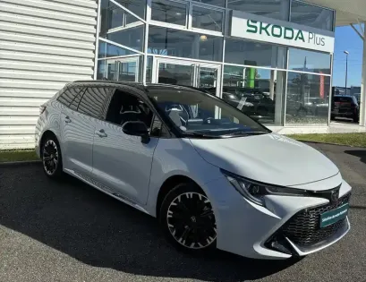 Photo 6 Toyota Corolla  Touring Sports Hybride 122h