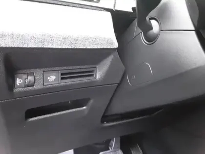 Photo 19 Peugeot 3008  Hybrid 145 e-DCS6