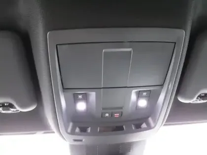 Photo 26 Peugeot 3008  Hybrid 145 e-DCS6