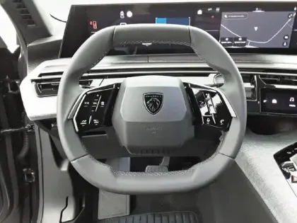 Photo 8 Peugeot 3008  Hybrid 145 e-DCS6