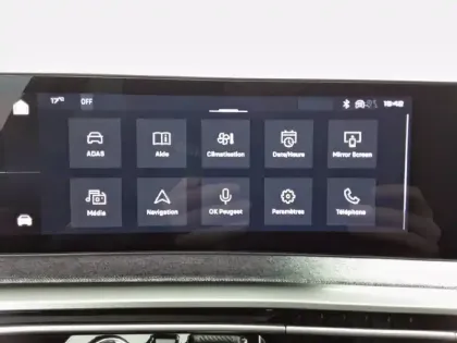 Photo 24 Peugeot 3008  Hybrid 145 e-DCS6