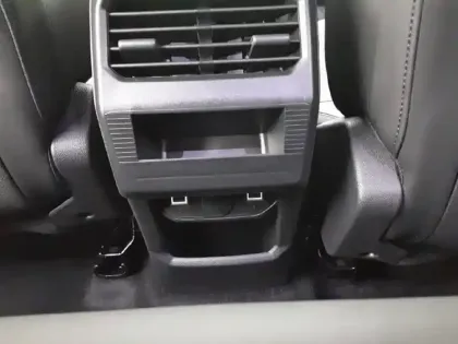 Photo 17 Peugeot 3008  Hybrid 145 e-DCS6