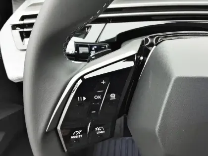 Photo 20 Peugeot 3008  Hybrid 145 e-DCS6