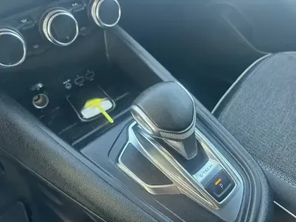 Photo 13 Renault Captur  E-Tech 145 - 21