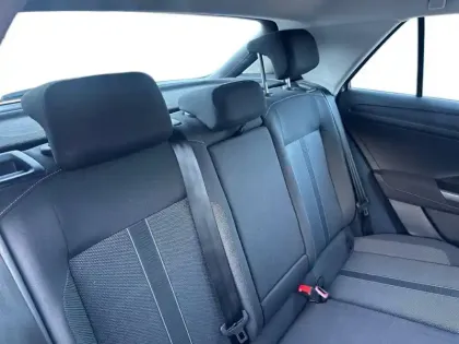 Photo 9 Volkswagen T-roc  2.0 TDI 116 Start/Stop BVM6