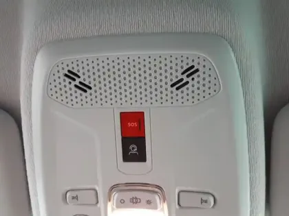 Photo 21 Peugeot 208  Hybrid 100 e-DCS6