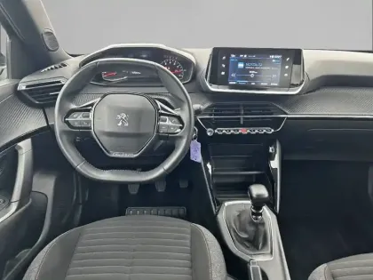 Photo 7 Peugeot 2008  PureTech 100 S&S BVM6