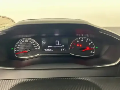 Photo 9 Peugeot 2008  PureTech 100 S&S BVM6