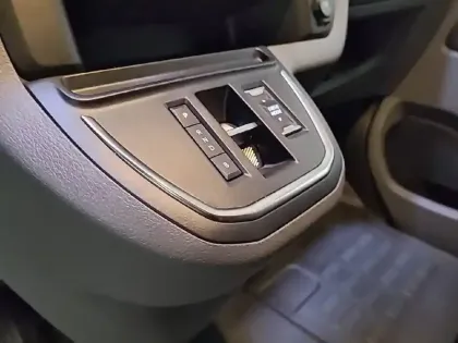 Photo 13 Peugeot Expert  FGN TOLE STANDARD ELECTRIQUE 50KWH 136