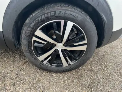 Photo 26 Peugeot 3008  Hybrid 225 e-EAT8