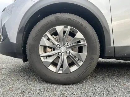 Photo 12 Peugeot 2008  Electrique 136 ch