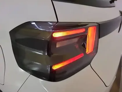 Photo 16 Citroën C3  Turbo 100 ch BVM6