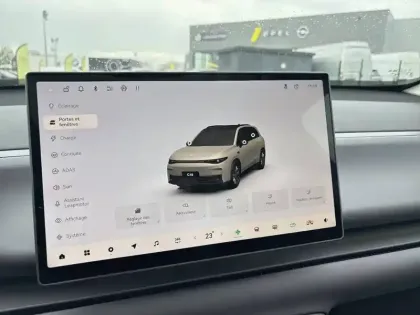 Photo 24 Leapmotor C10  REEV 28.4 kWh - 158 kW