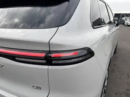 Photo 16 Leapmotor C10  REEV 28.4 kWh - 158 kW