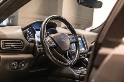 Photo 32 Maserati Levante  3.0 V6 Bi-Turbo 430 S Q4