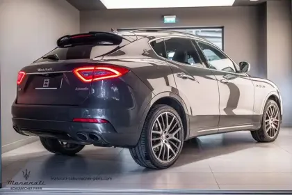 Photo 51 Maserati Levante  3.0 V6 Bi-Turbo 430 S Q4