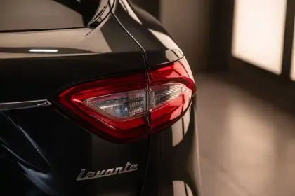 Photo 23 Maserati Levante  3.0 V6 Bi-Turbo 430 S Q4