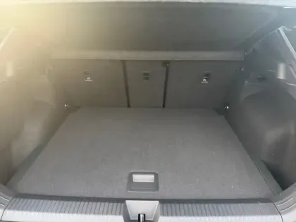 Photo 15 Volkswagen T-roc  1.5 eTSI EVO2 Hybrid 150 ch DSG7