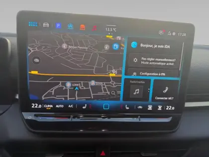 Photo 8 Volkswagen T-roc  1.5 eTSI EVO2 Hybrid 150 ch DSG7