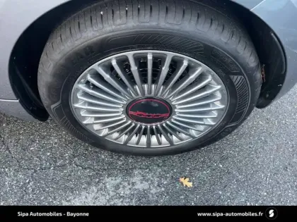 Photo 33 Fiat 500  e 95 ch