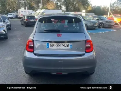 Photo 46 Fiat 500  e 95 ch