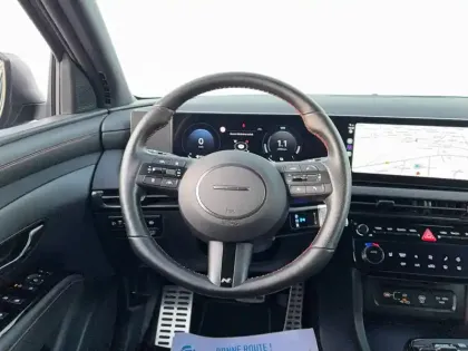 Photo 28 Hyundai Tucson  1.6 T-GDI 215 Hybrid BVA6