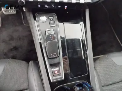 Photo 16 Peugeot 508  SW PureTech 180 ch S&S EAT8