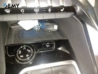 Photo 45 Peugeot 3008  BlueHDi 130ch S&S BVM6
