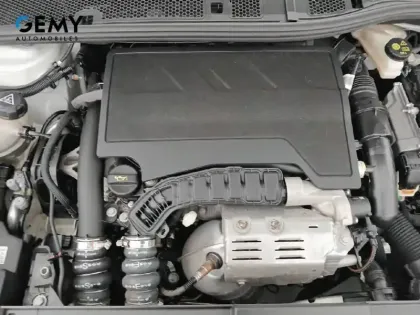 Photo 15 Peugeot 208  PureTech 100 S&S BVM6