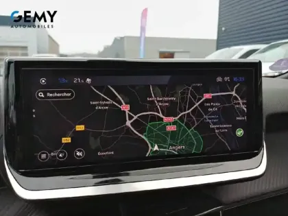 Photo 15 Peugeot 2008  Hybrid 145 e-DCS6