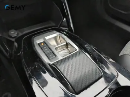 Photo 12 Peugeot 2008  Hybrid 145 e-DCS6