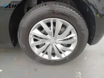 Photo 28 Peugeot 208  BlueHDi 100 S&S BVM6