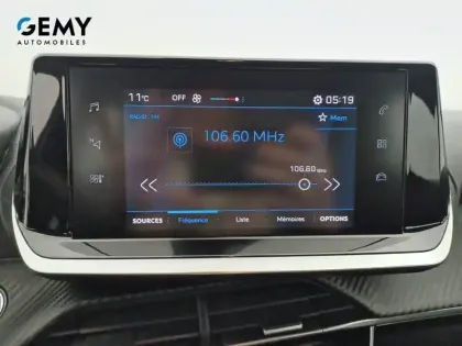 Photo 33 Peugeot 208  BlueHDi 100 S&S BVM6