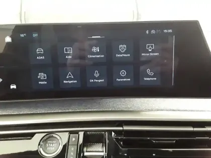 Photo 20 Peugeot 3008  Hybrid 136 e-DCS6