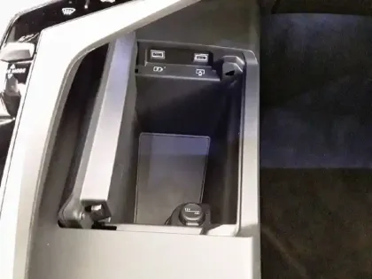 Photo 19 Peugeot 3008  Hybrid 136 e-DCS6