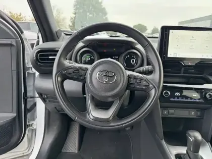 Photo 8 Toyota Yaris  Cross Hybride 116h 2WD