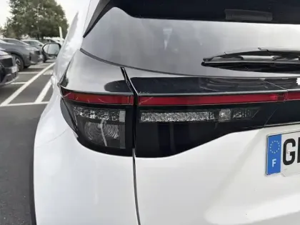 Photo 16 Toyota Yaris  Cross Hybride 116h 2WD