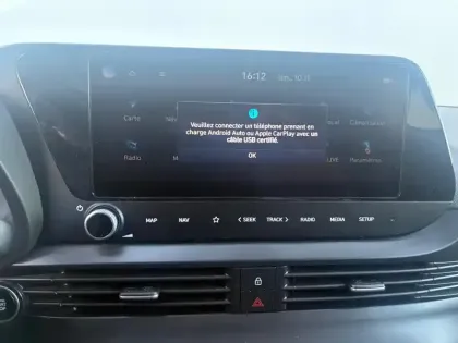 Photo 12 Hyundai Bayon  1.0 T-GDi 100 Hybrid 48V