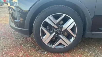 Photo 8 Hyundai Bayon  1.0 T-GDi 100 Hybrid 48V