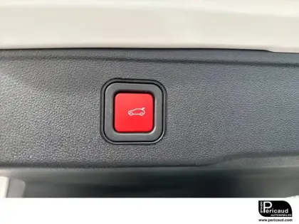 Photo 9 Jeep Avenger  1.2 Turbo T3 145 ch BVR6 4xe