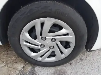 Photo 70 Hyundai I10  1.0 67 BVR