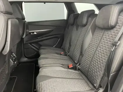 Photo 14 Peugeot 5008  PureTech 130ch S&S EAT8