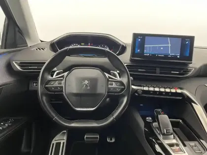 Photo 21 Peugeot 5008  PureTech 130ch S&S EAT8