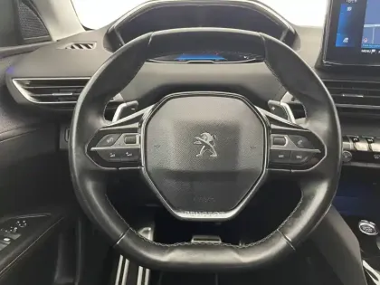 Photo 22 Peugeot 5008  PureTech 130ch S&S EAT8