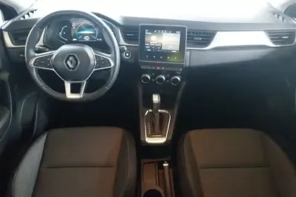 Photo 8 Renault Captur  E-Tech full hybrid 145