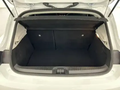 Photo 31 Renault Clio  E-Tech 140 - 21N