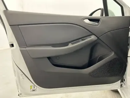 Photo 24 Renault Clio  E-Tech 140 - 21N