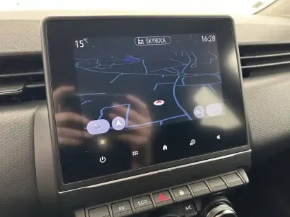 Photo 37 Renault Clio  E-Tech 140 - 21N