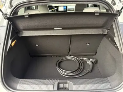 Photo 10 Renault 5 Renault  E-Tech Electrique 10 ch autonomie confort